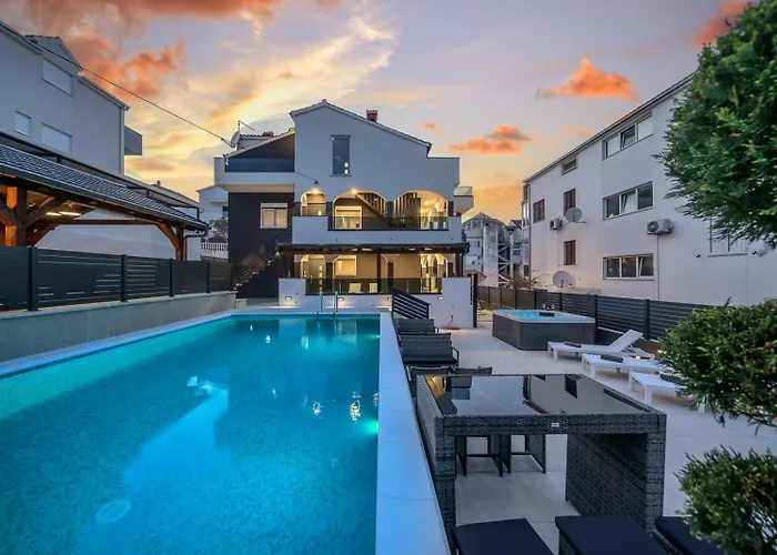 Villa Diamond